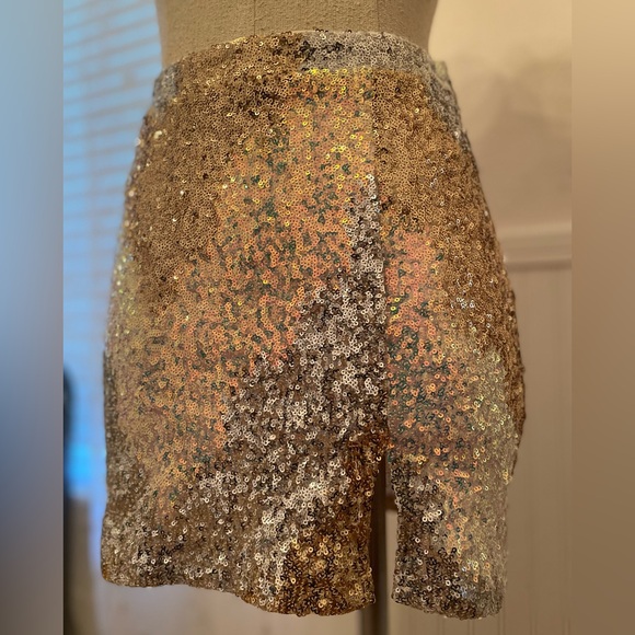 12 Tribe Ivory Multi Sequin Mini Skirt - Picture 8 of 13